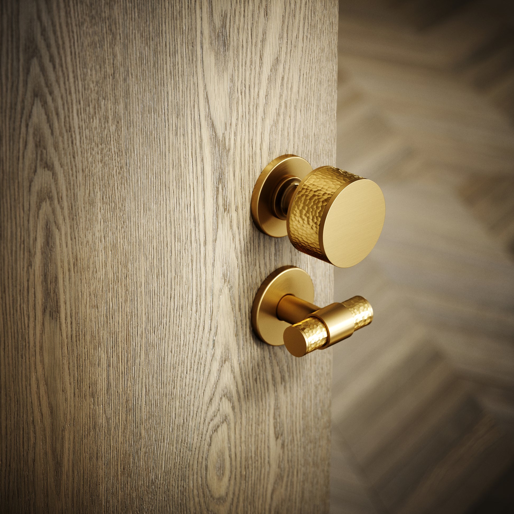 Grosvenor Brushed Gold Hammered Bathroom WC Knob & Round Thumbturn Set