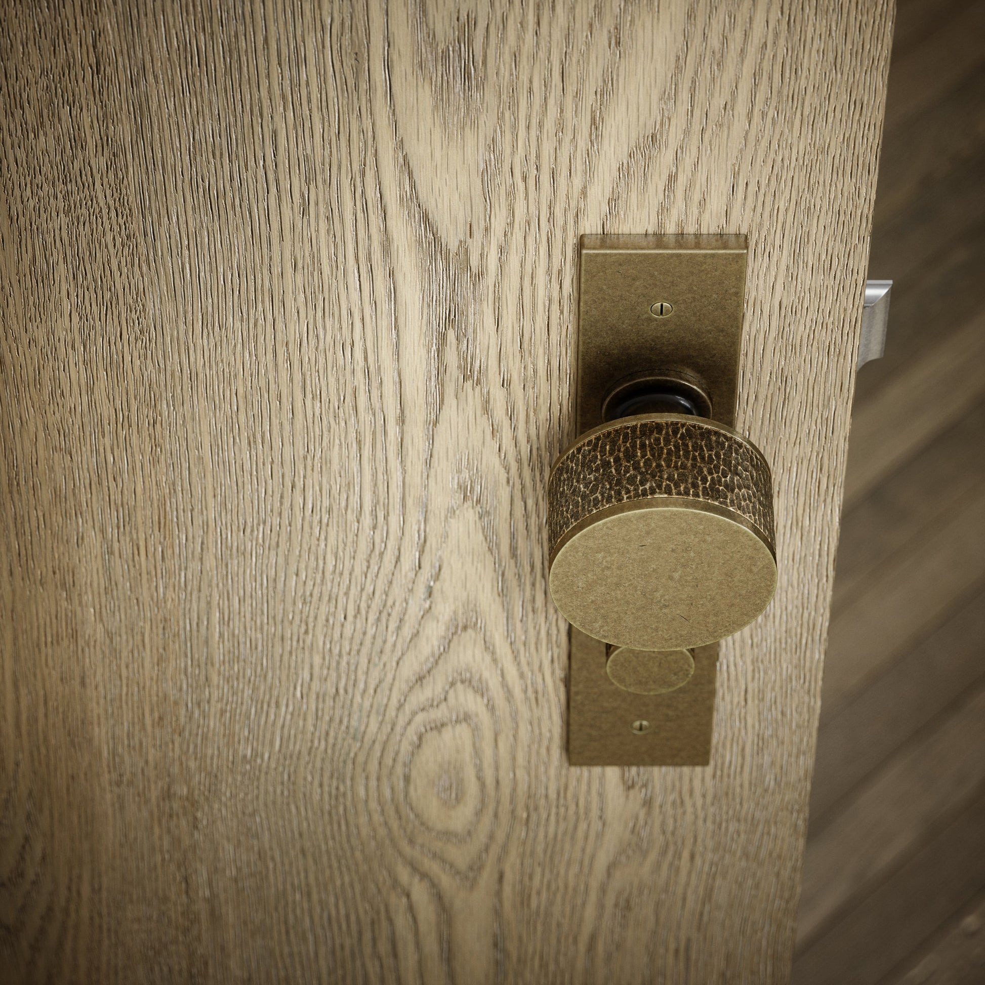 Grosvenor Aged Bronze Hammered Bathroom WC Knob & Plate Thumbturn Set