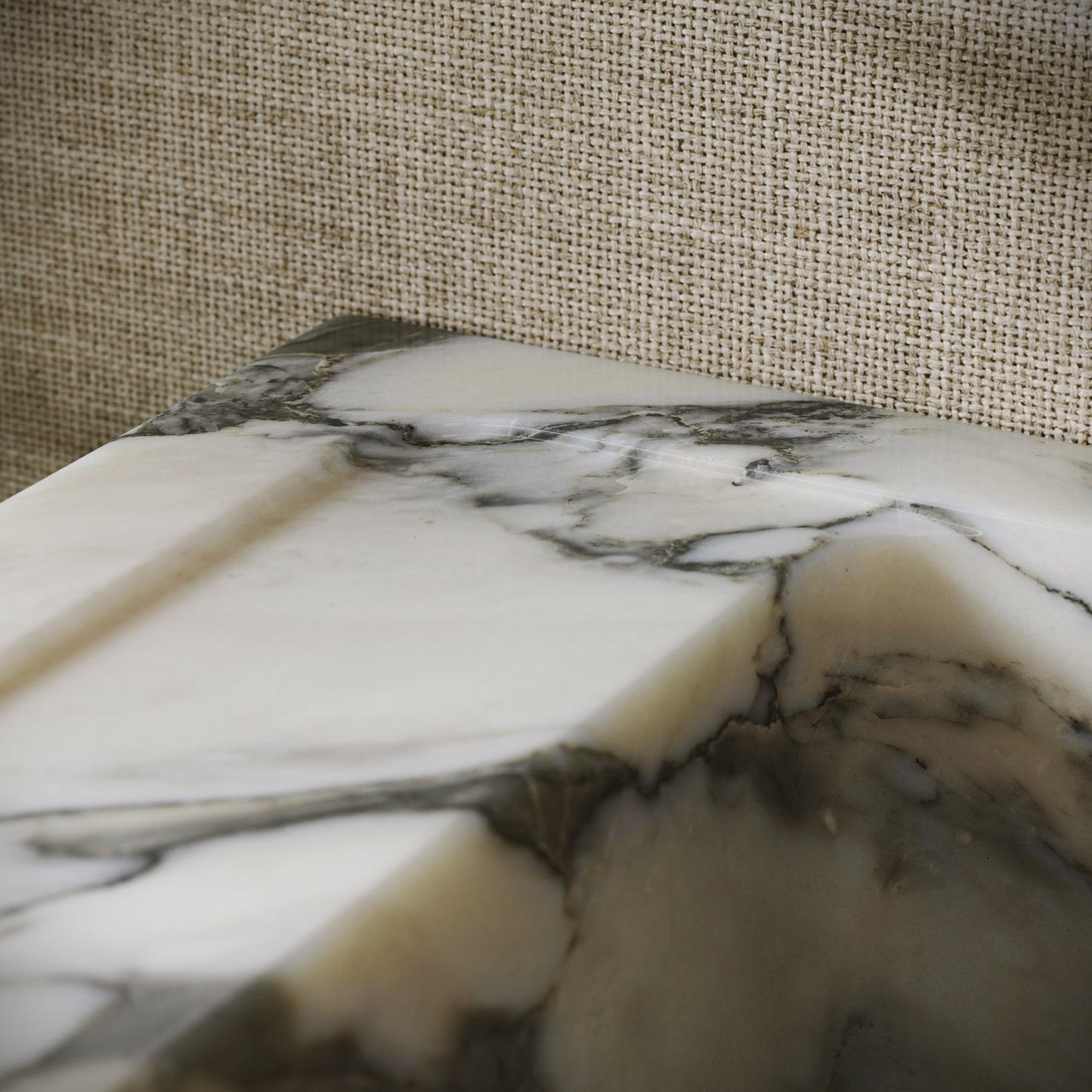 Tassilo Arabescato Marble Wall Hung Basin 600mm