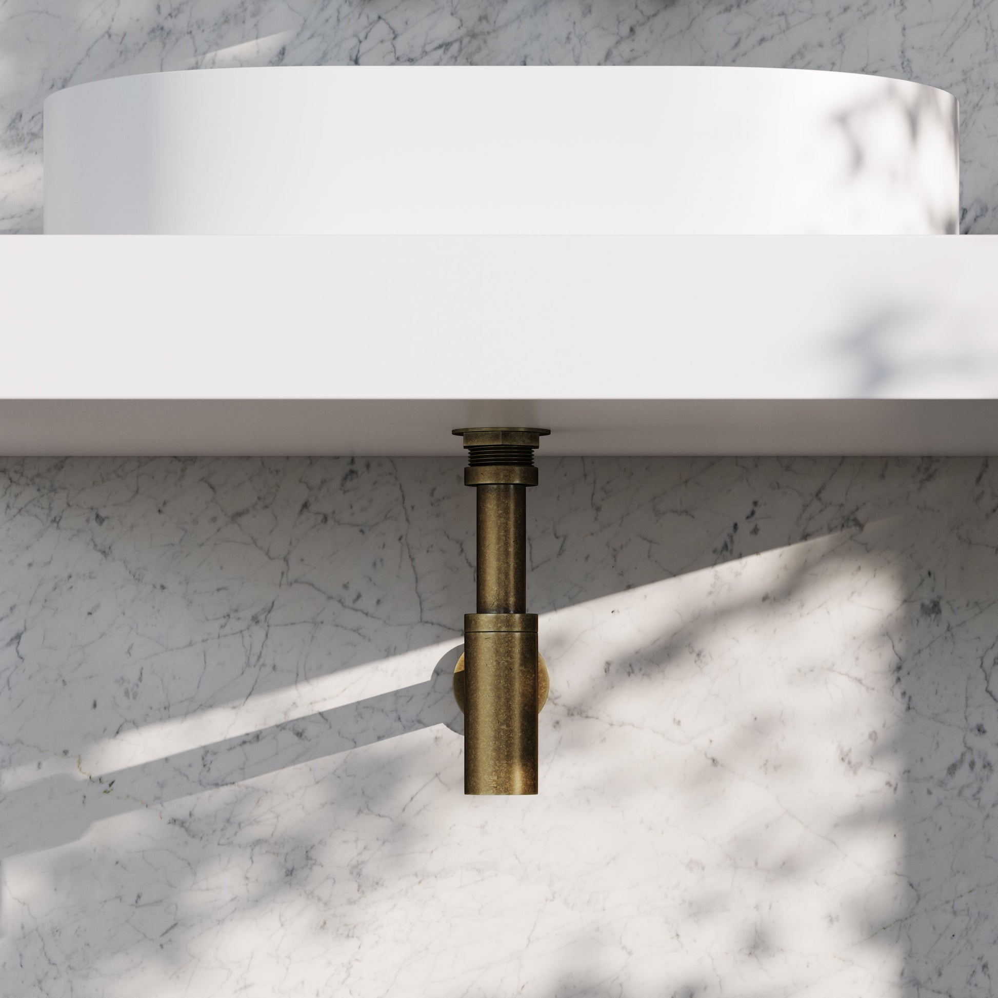 Luxe Aged Bronze Round Bottle Trap