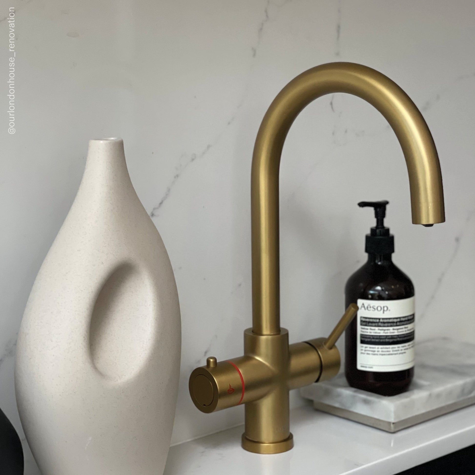 Filtrata Brushed Gold 4 in 1 Boiling Water Kitchen Tap