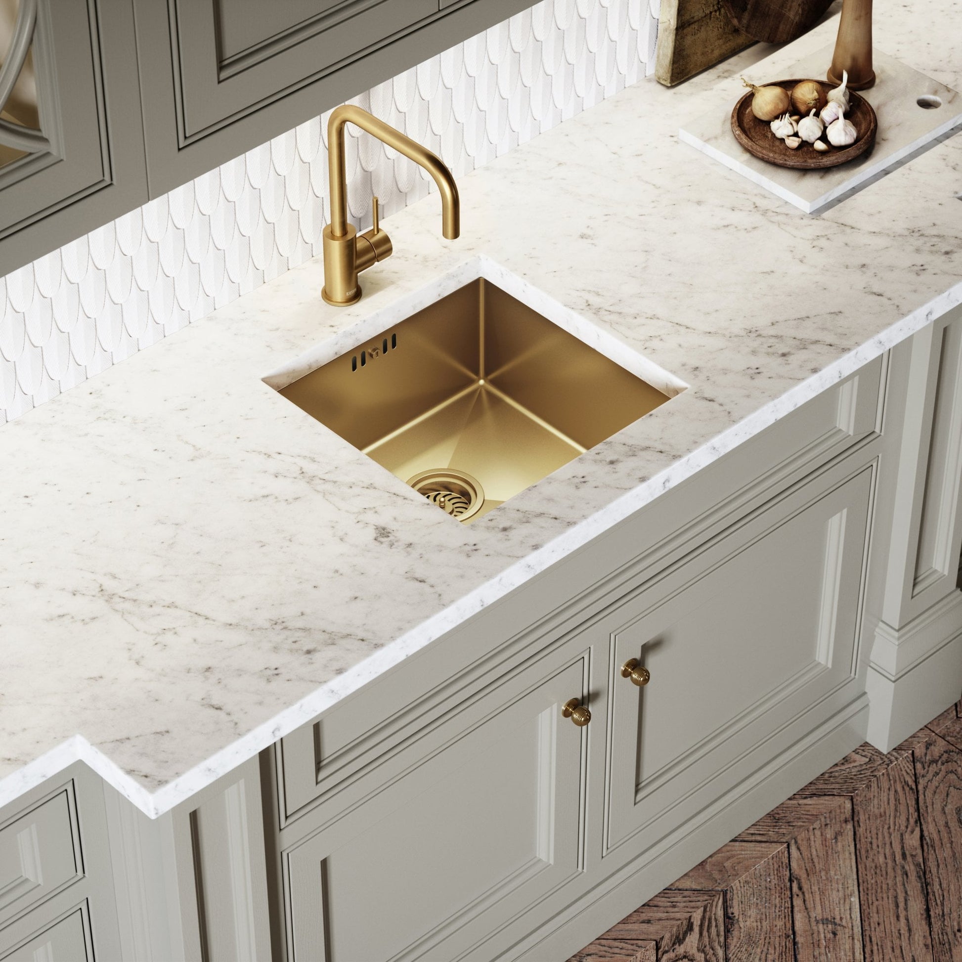Flow Single Lever Kitchen Mixer Tap Brushed Gold