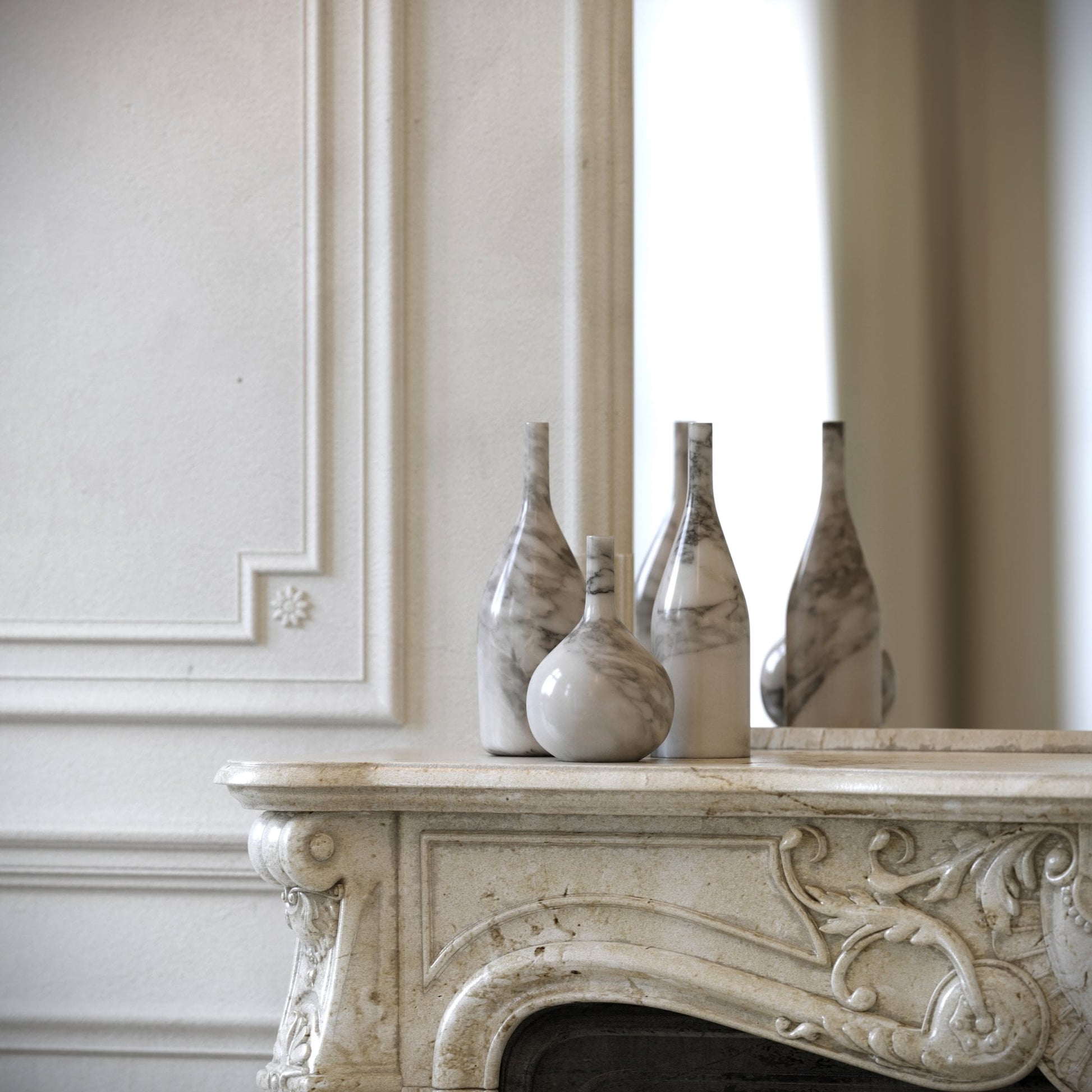 Frizzante Arabescato Marble Champagne Bottle