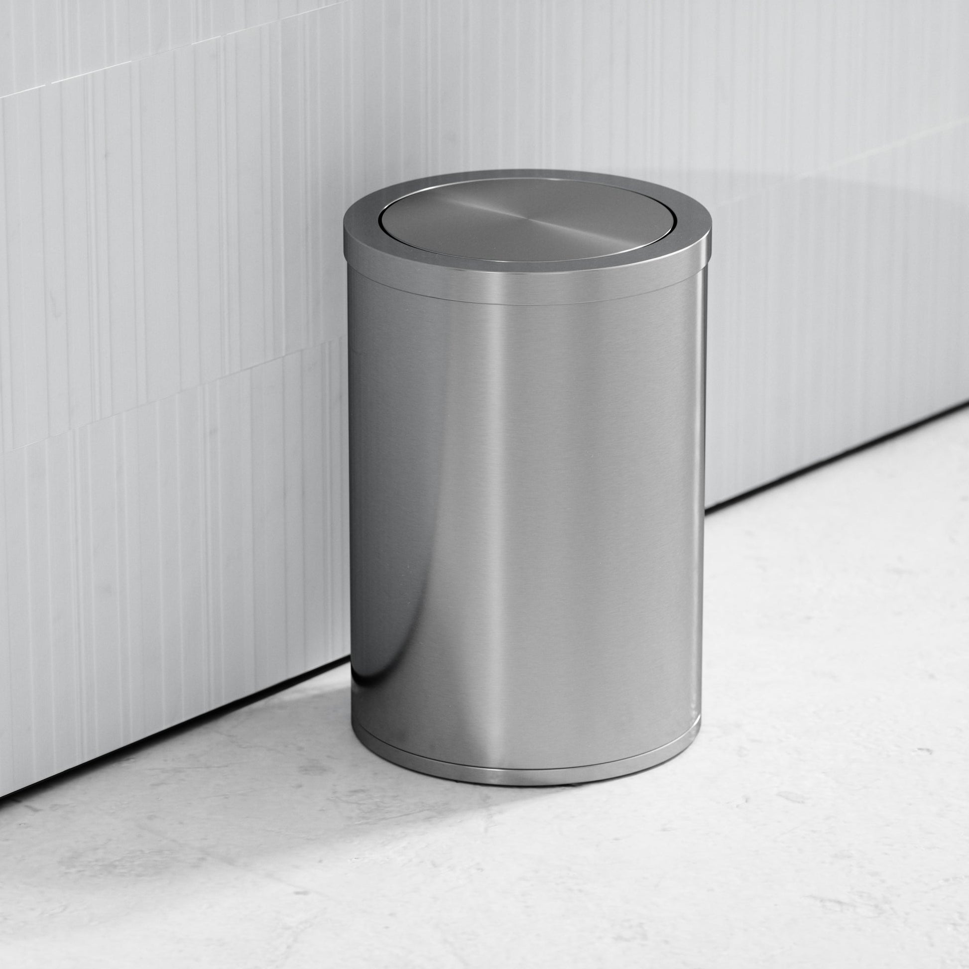 Lusso Cestino Brushed Stainless 9 Litre Swing Lid Bin