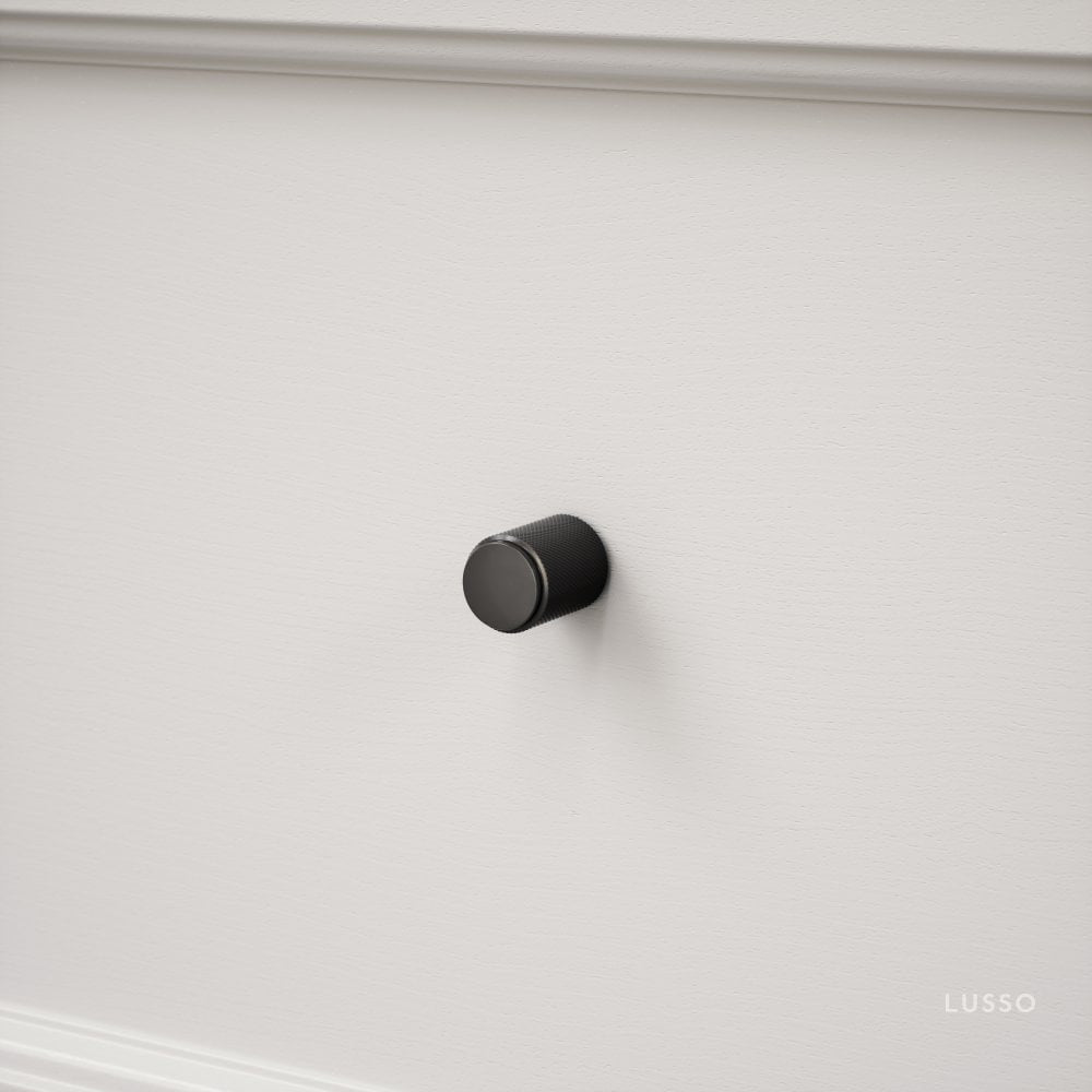 Luxe Knurled Matte Black Furniture Knobs