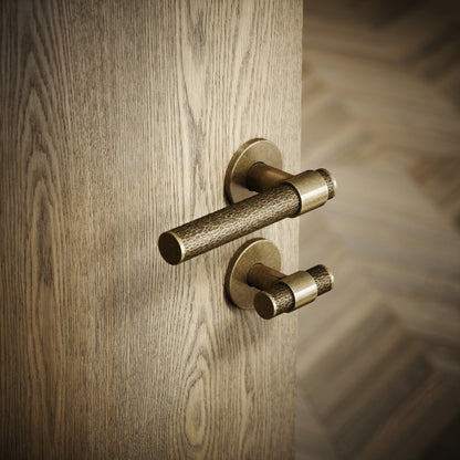 Chester Aged Bronze Hammered Bathroom WC Handle & Round Thumbturn Set