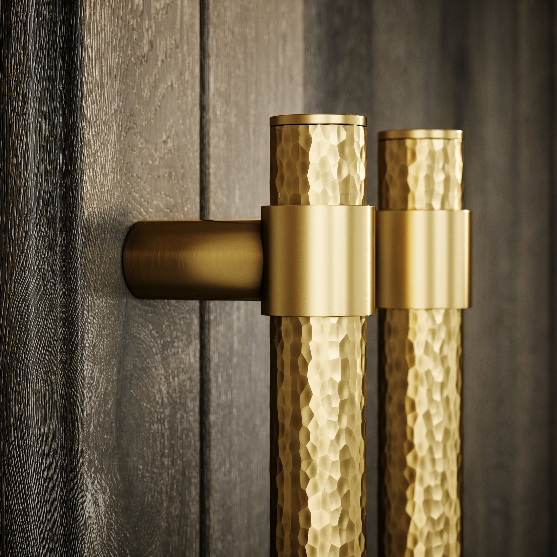Chester Brushed Gold Hammered Pull Bar Handle 250mm