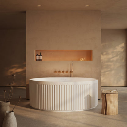Lusso Light Jadore AirWave Round White Freestanding Bath 1500mm