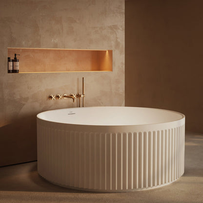 Lusso Light Jadore AirWave Round White Freestanding Bath 1500mm