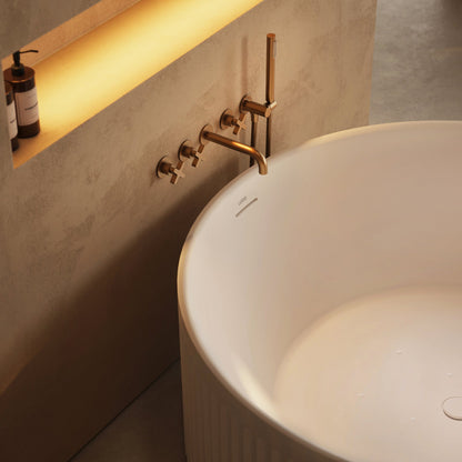 Lusso Light Jadore AirWave Round White Freestanding Bath 1500mm