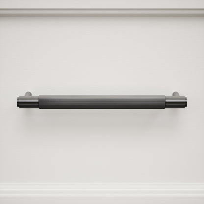 Dali Fluted Matte Black Pull Bar 250mm