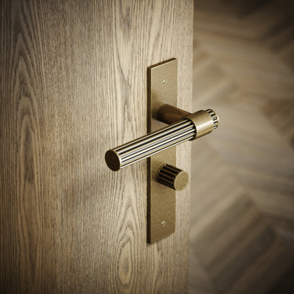 Royal Oak Aged Bronze Deep Flute Bathroom WC Handle & Plate Thumbturn Set
