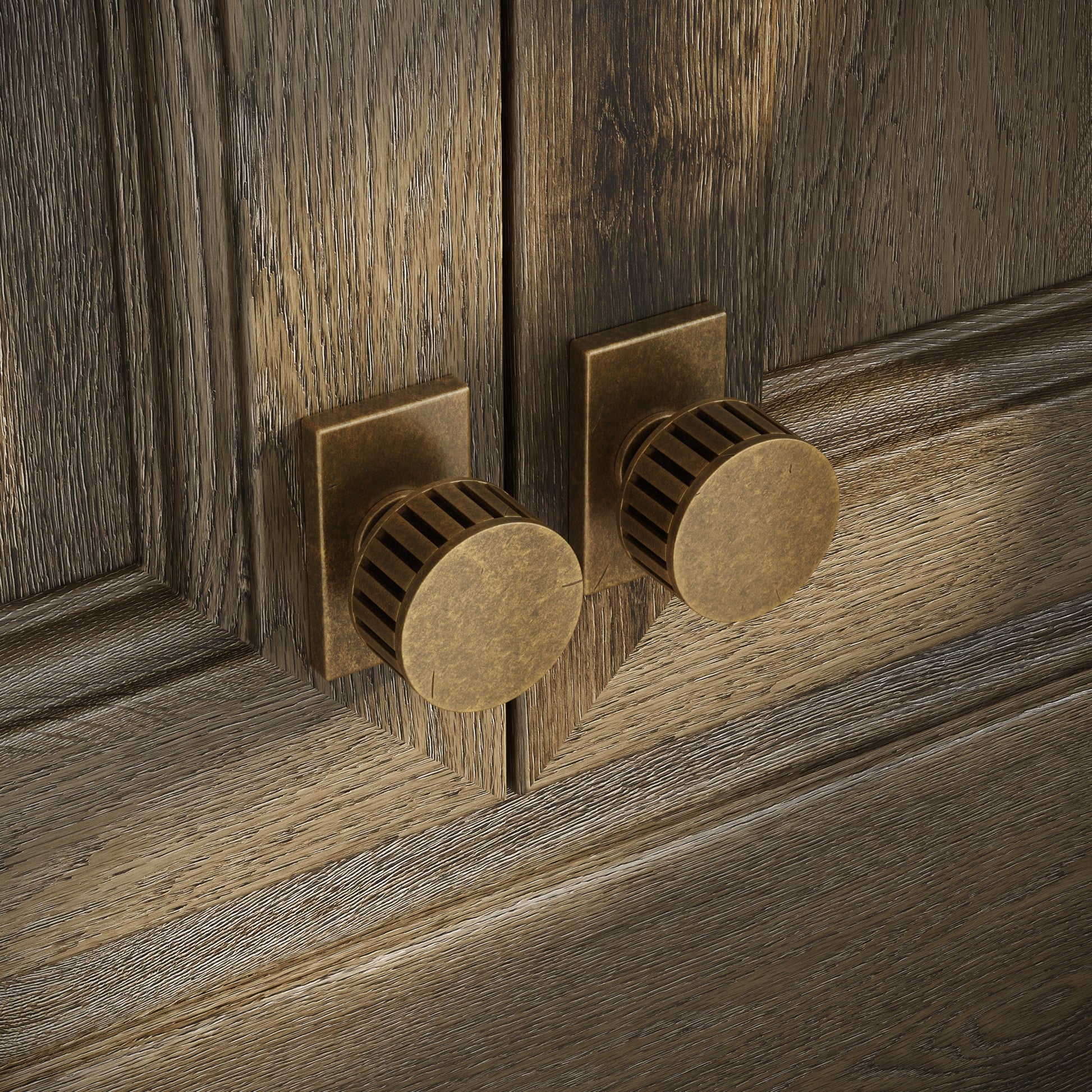 Royal Oak Plate Aged Bronze Deep Flute Cabinet Door Knob