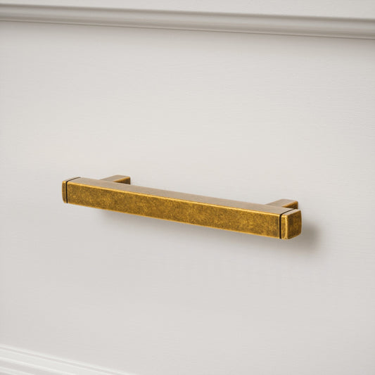 Bloomsbury Aged Bronze Pull Handle (170mm)