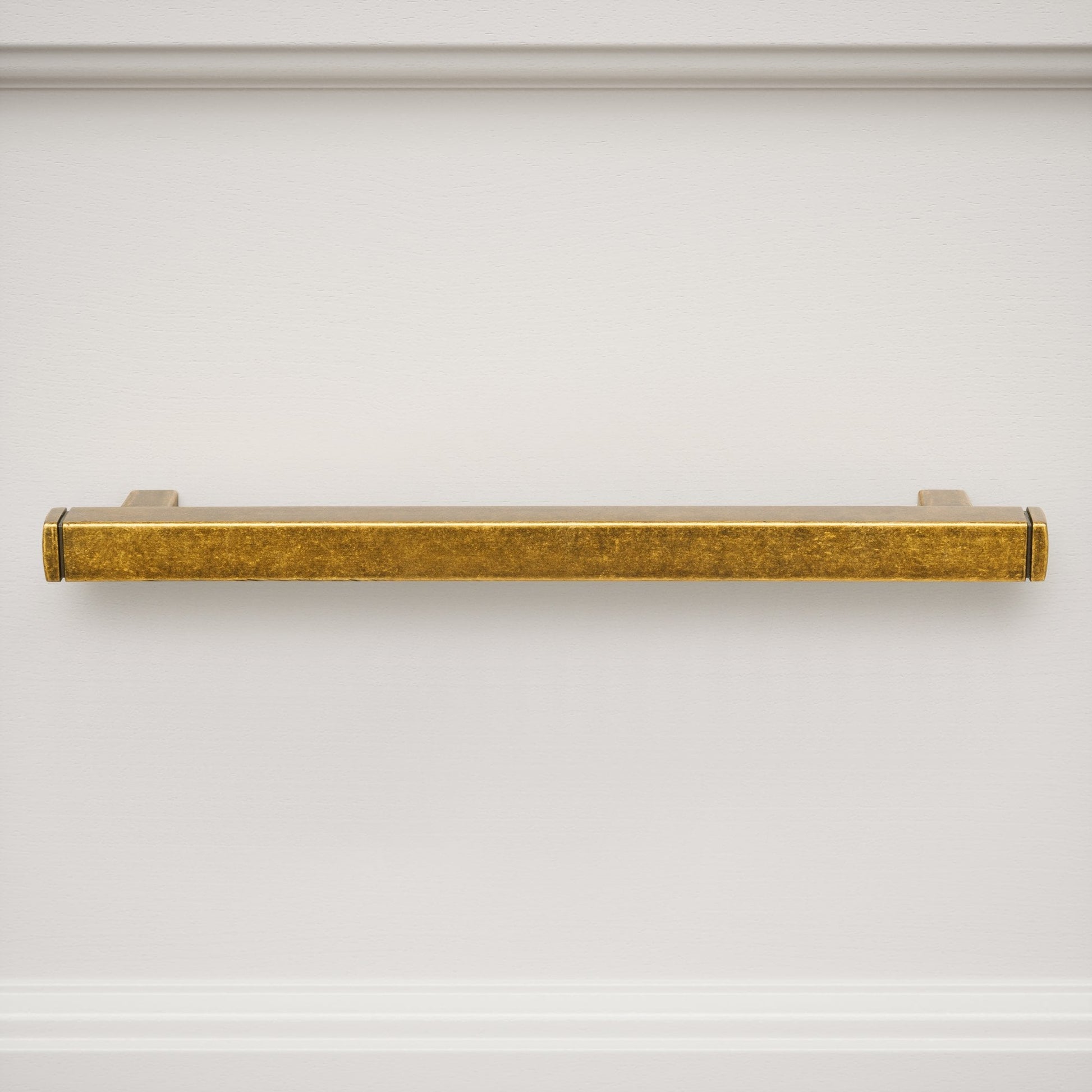 Bloomsbury Aged Bronze Pull Handle (235mm)