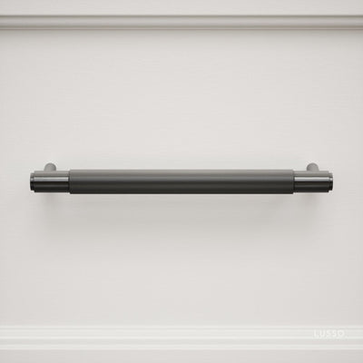 Luxe Knurled Matte Black Pull Bar 250mm