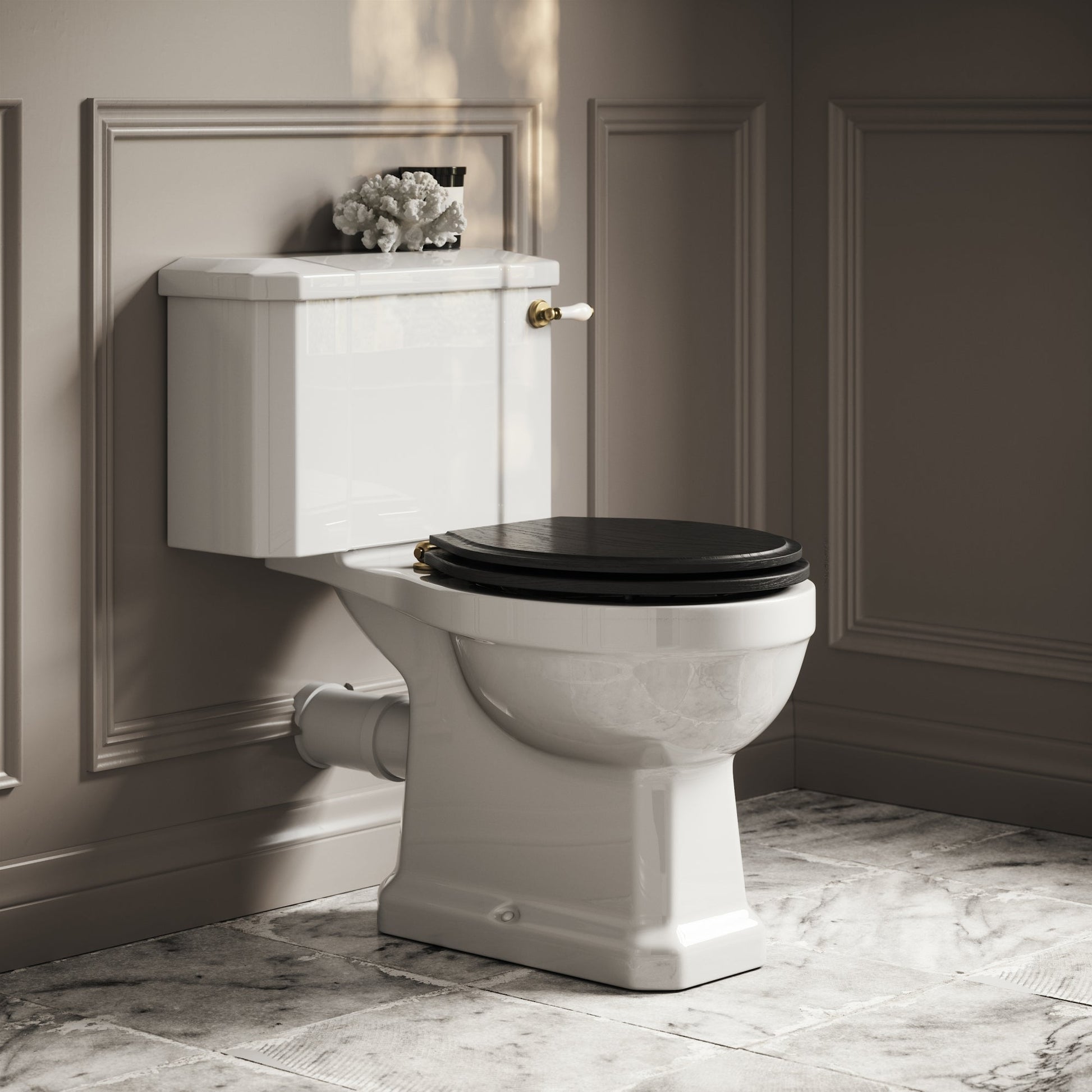 Portland Close Coupled Traditional Toilet with Solid Oak Matte Black seat (Brushed Gold Fittings)