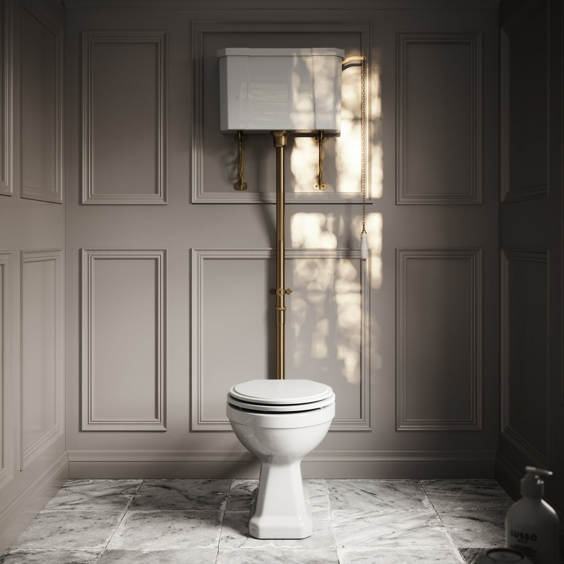 Portland High Level Traditional Toilet with Solid Oak Matte White seat (Brushed Gold Fittings)