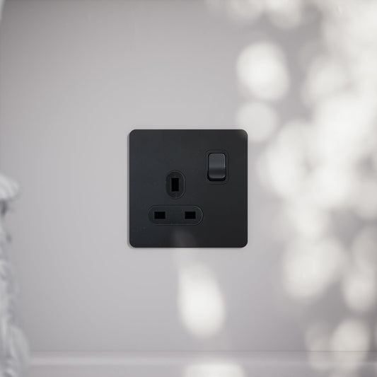 SlimTech Collection Matte Black 1 Gang 13A Socket